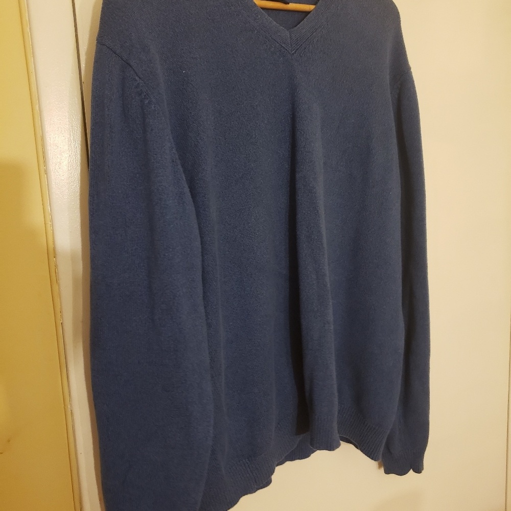 3 Brooks Brothers sweaters